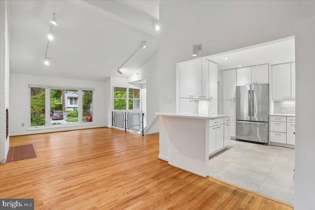 6511 CALLANDER DR, Bethesda, MD 20817