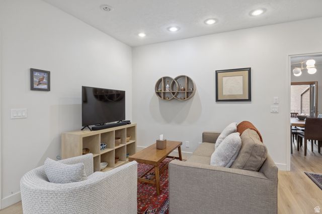 829 N GRANDRIDGE DR, Salt Lake City, UT 84103