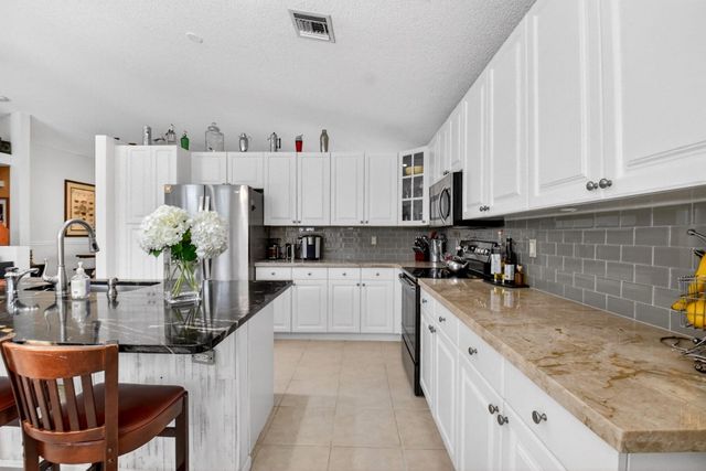 7680 Great Oak Drive, Lake Worth, FL 33467