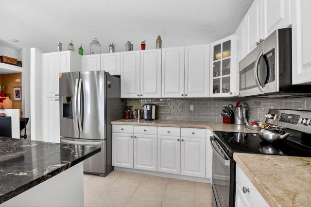 7680 Great Oak Drive, Lake Worth, FL 33467