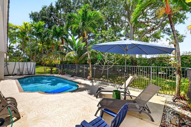 7680 Great Oak Drive, Lake Worth, FL 33467