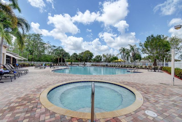 7680 Great Oak Drive, Lake Worth, FL 33467