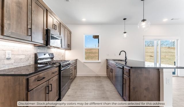 5001 Tree Line Cove, Springdale, AR 72762