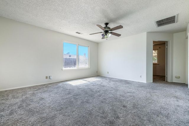 125 E Deodar Lane, Lemoore, CA 93245