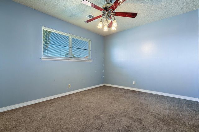 125 E Deodar Lane, Lemoore, CA 93245