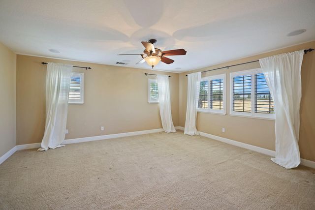 629 Belmont Ln, Tracy, CA 95377