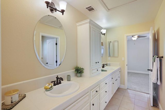 629 Belmont Ln, Tracy, CA 95377