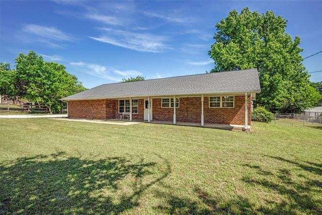 202 Old Justin Road, Argyle, TX 76226