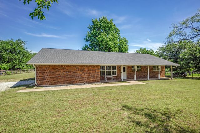202 Old Justin Road, Argyle, TX 76226