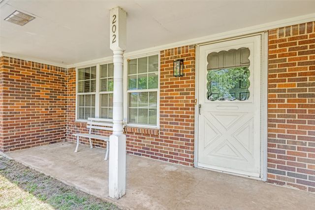 202 Old Justin Road, Argyle, TX 76226