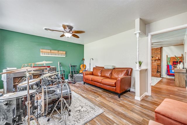 202 Old Justin Road, Argyle, TX 76226