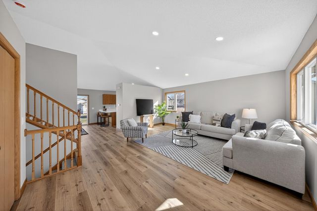 905 3rd Street SE, Kasson, MN 55944