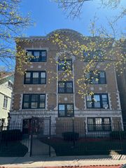 1525 W Estes Avenue C3, Chicago, IL 60626