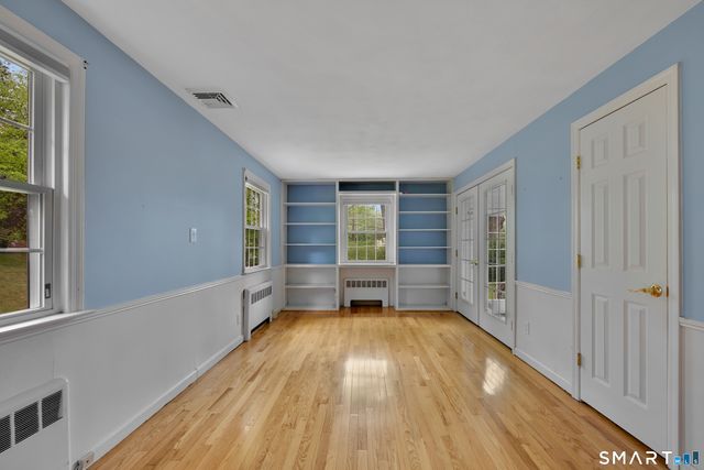 8 Stage Coach Road, Bristol, CT 06010