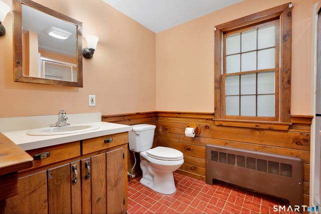 8 Stage Coach Road, Bristol, CT 06010