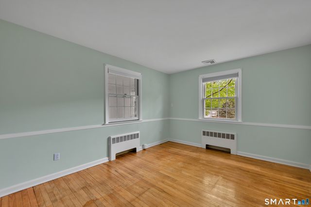 8 Stage Coach Road, Bristol, CT 06010