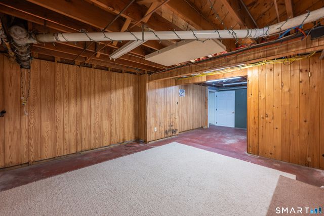 8 Stage Coach Road, Bristol, CT 06010
