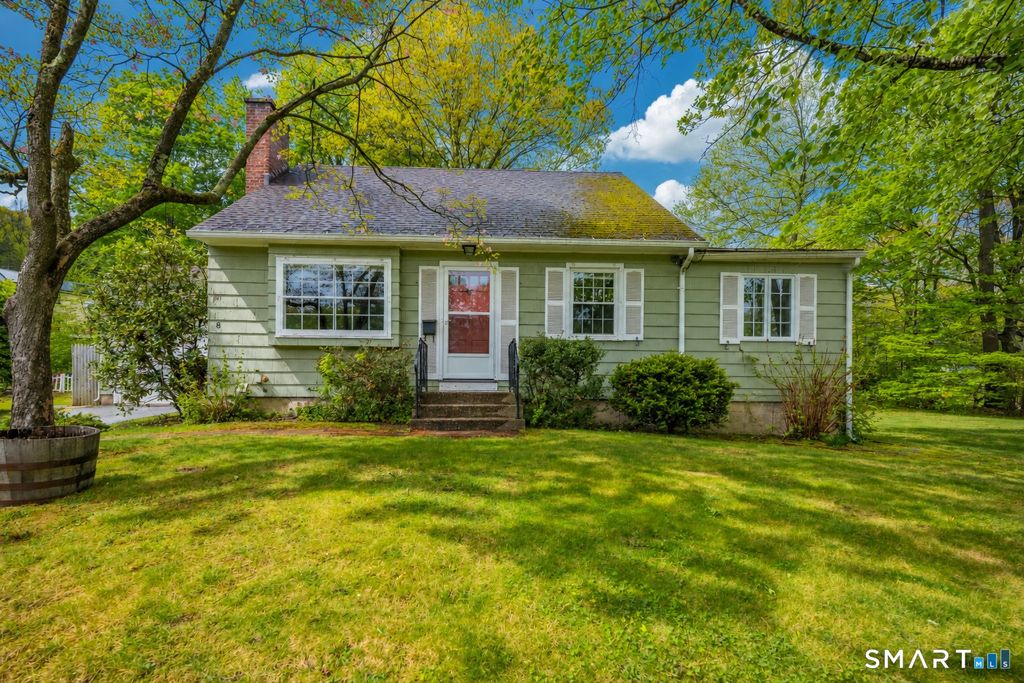 8 Stage Coach Road, Bristol, CT 06010