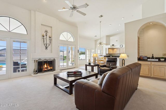 12515 E KALIL Drive, Scottsdale, AZ 85259