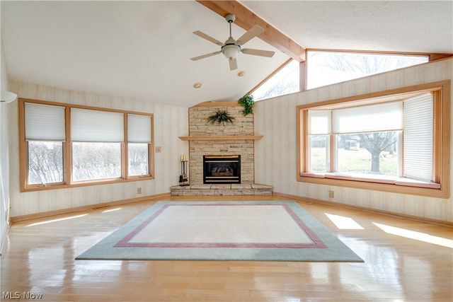 1196 N Skyline Drive, Seven Hills, OH 44131