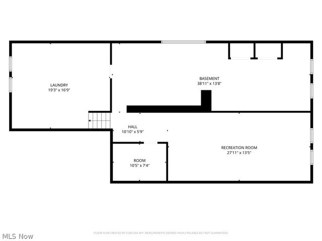 1196 N Skyline Drive, Seven Hills, OH 44131