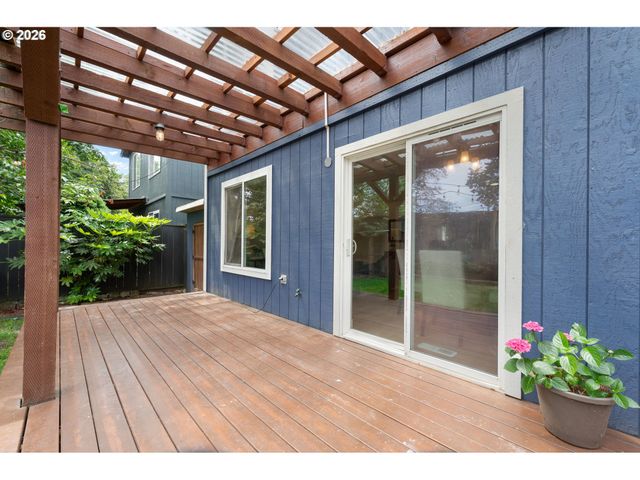 6616 N MONTANA Ave, Portland, OR 97217