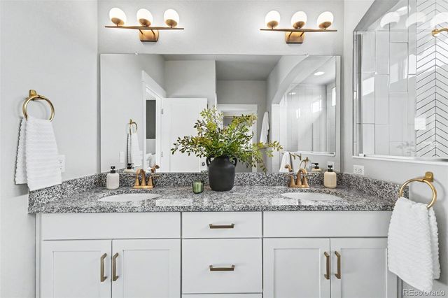 9982 E 60th Avenue, Denver, CO 80238