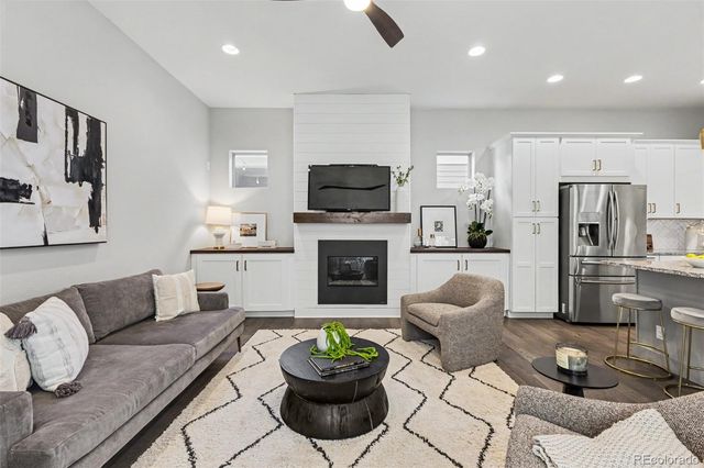 9982 E 60th Avenue, Denver, CO 80238