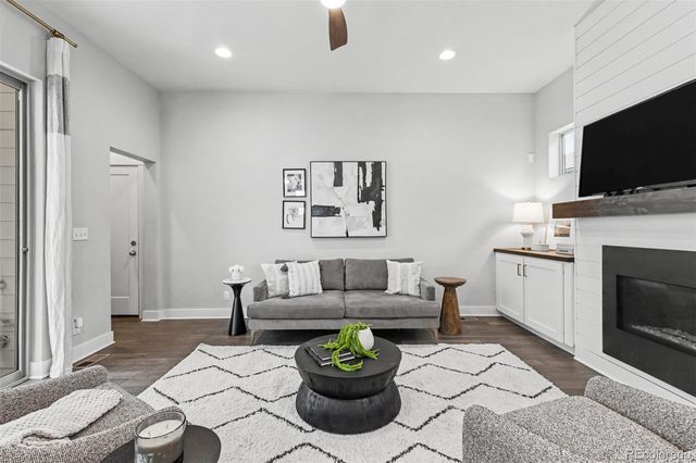 9982 E 60th Avenue, Denver, CO 80238