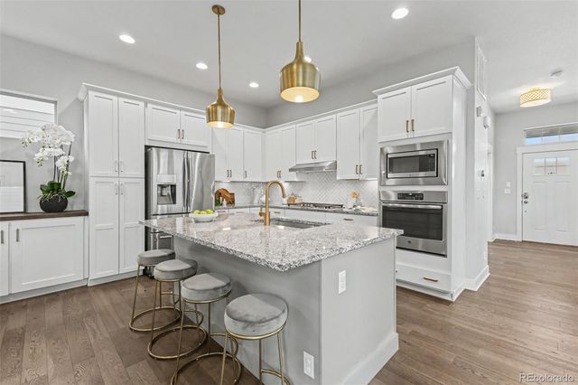 9982 E 60th Avenue, Denver, CO 80238