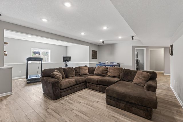 11161 3rd Street N, Lake Elmo, MN 55042