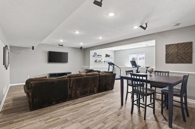11161 3rd Street N, Lake Elmo, MN 55042