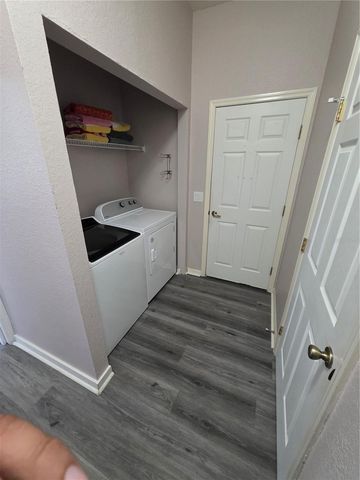 143 E WINDSOR PLACE, Davenport, FL 33896