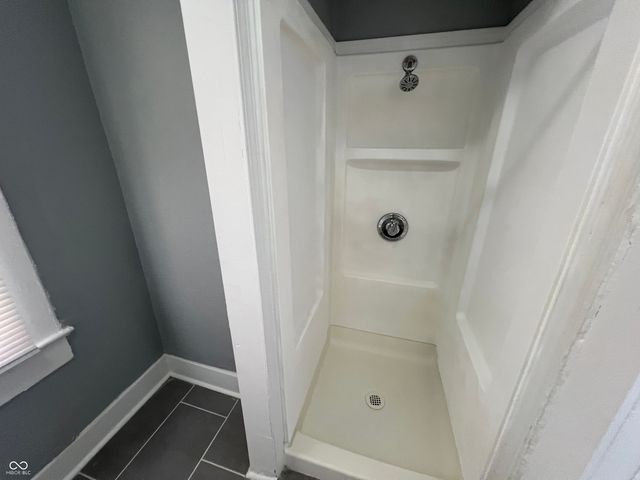 1529 Hiatt Street, Indianapolis, IN 46221