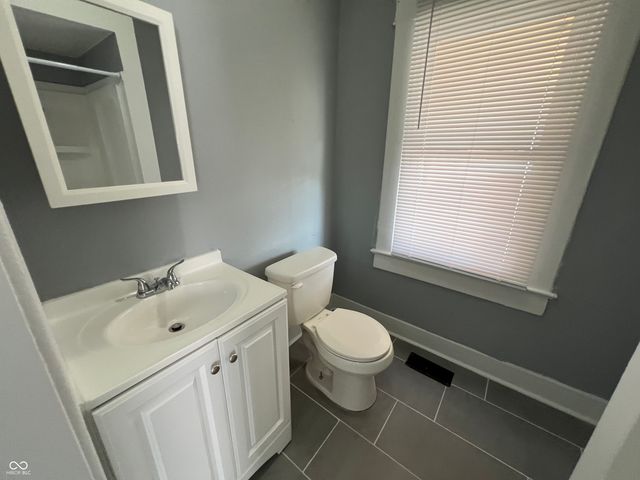 1529 Hiatt Street, Indianapolis, IN 46221