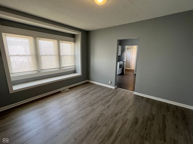 1529 Hiatt Street, Indianapolis, IN 46221