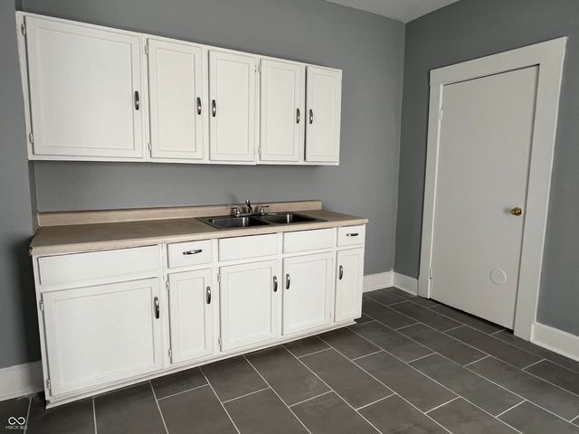 1529 Hiatt Street, Indianapolis, IN 46221