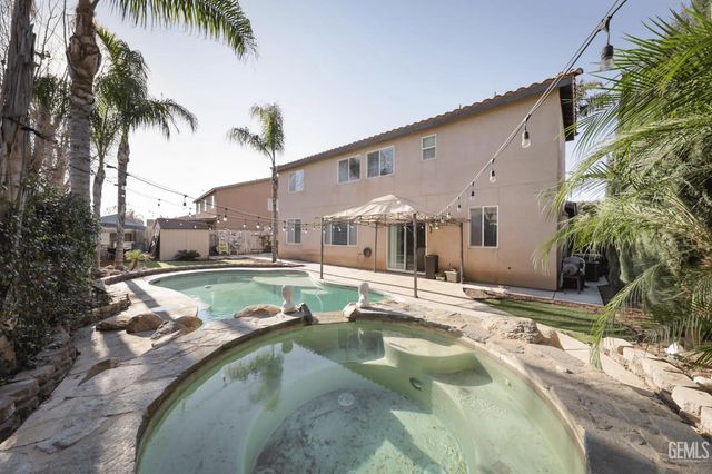 3122 campfire Drive, Bakersfield, CA 93312