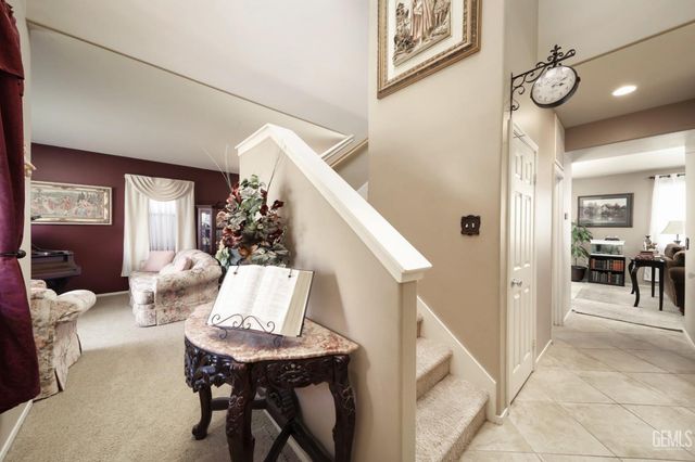 3122 campfire Drive, Bakersfield, CA 93312