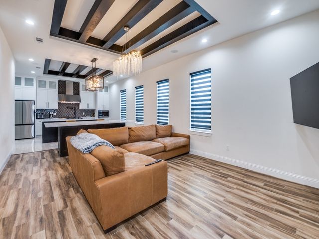 4004 Avalon Avenue, Irving, TX 75061