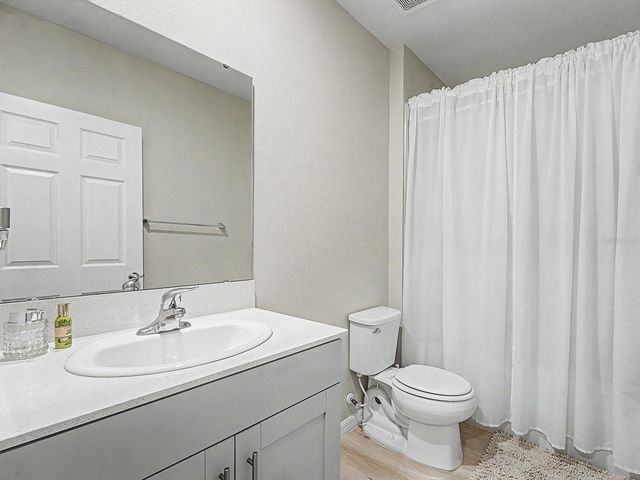 7587 STARFLOWER WAY, Wesley Chapel, FL 33545