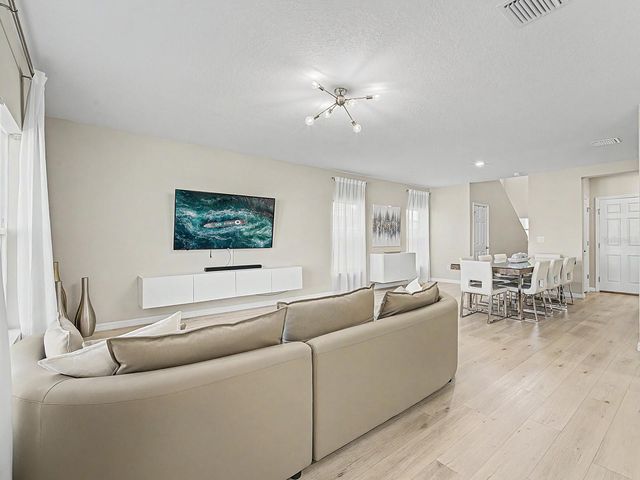 7587 STARFLOWER WAY, Wesley Chapel, FL 33545
