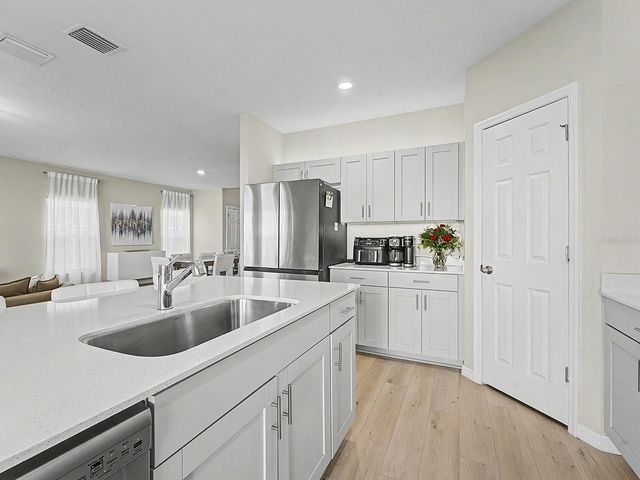 7587 STARFLOWER WAY, Wesley Chapel, FL 33545