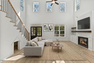 106 Sherwood Lane, Hillsborough, NC 27278