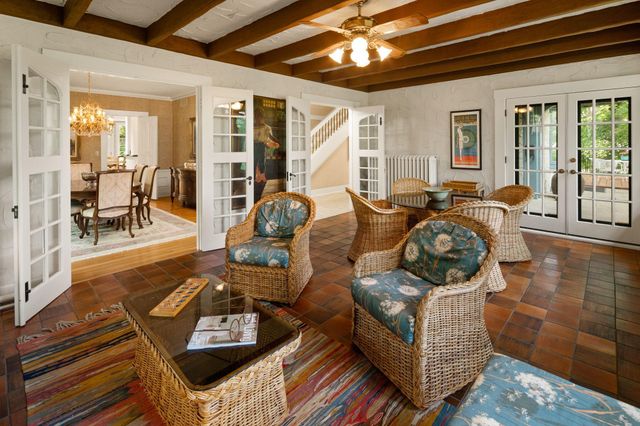 2617 Dean Parkway, Minneapolis, MN 55416