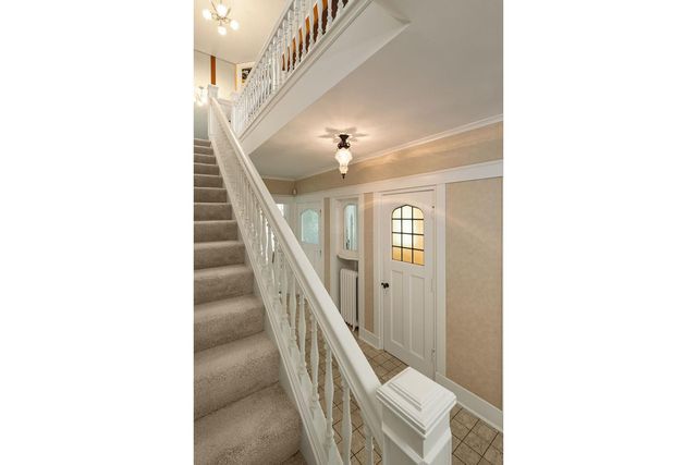 2617 Dean Parkway, Minneapolis, MN 55416