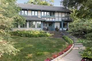 2617 Dean Parkway, Minneapolis, MN 55416