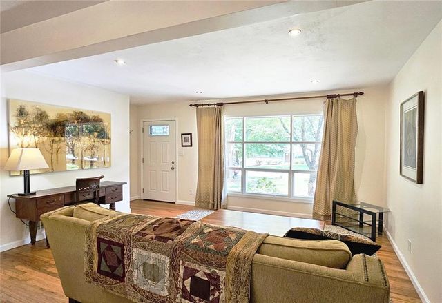 194 Kenneth Drive, Alpharetta, GA 30009