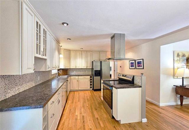 194 Kenneth Drive, Alpharetta, GA 30009