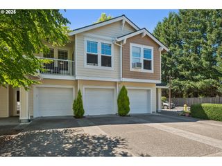 7173 Sw MANOR Way A, Beaverton, OR 97078